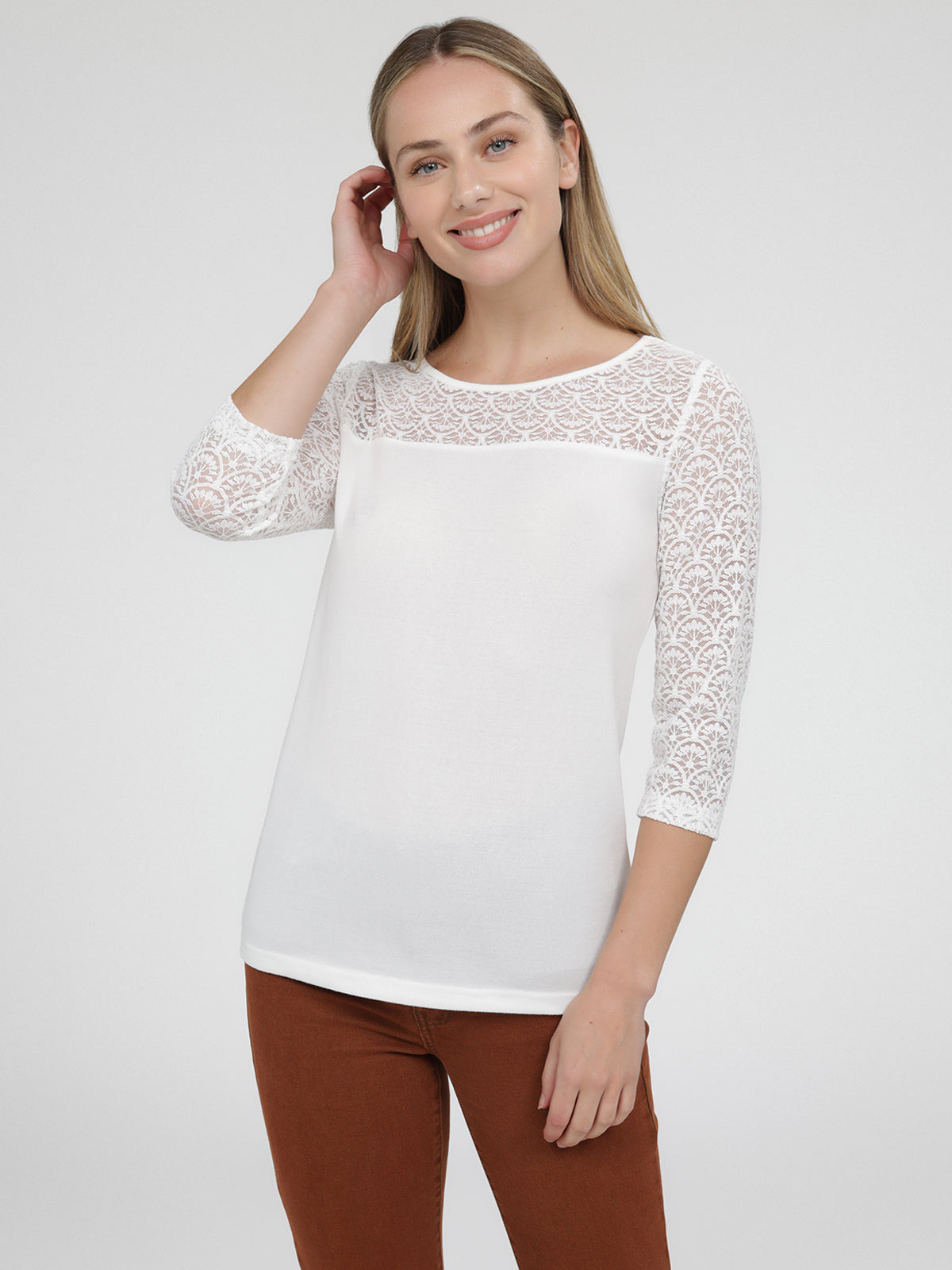 3/4-sleeve fitted t-shirt