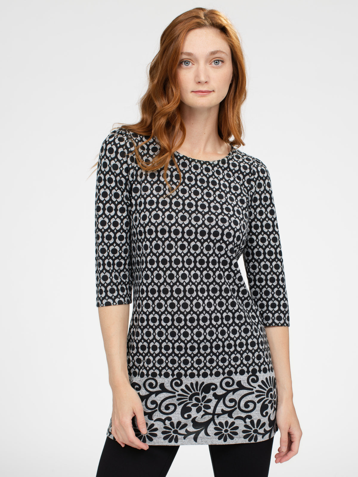 Semi-fitted knit tunic with 3/4-sleeves