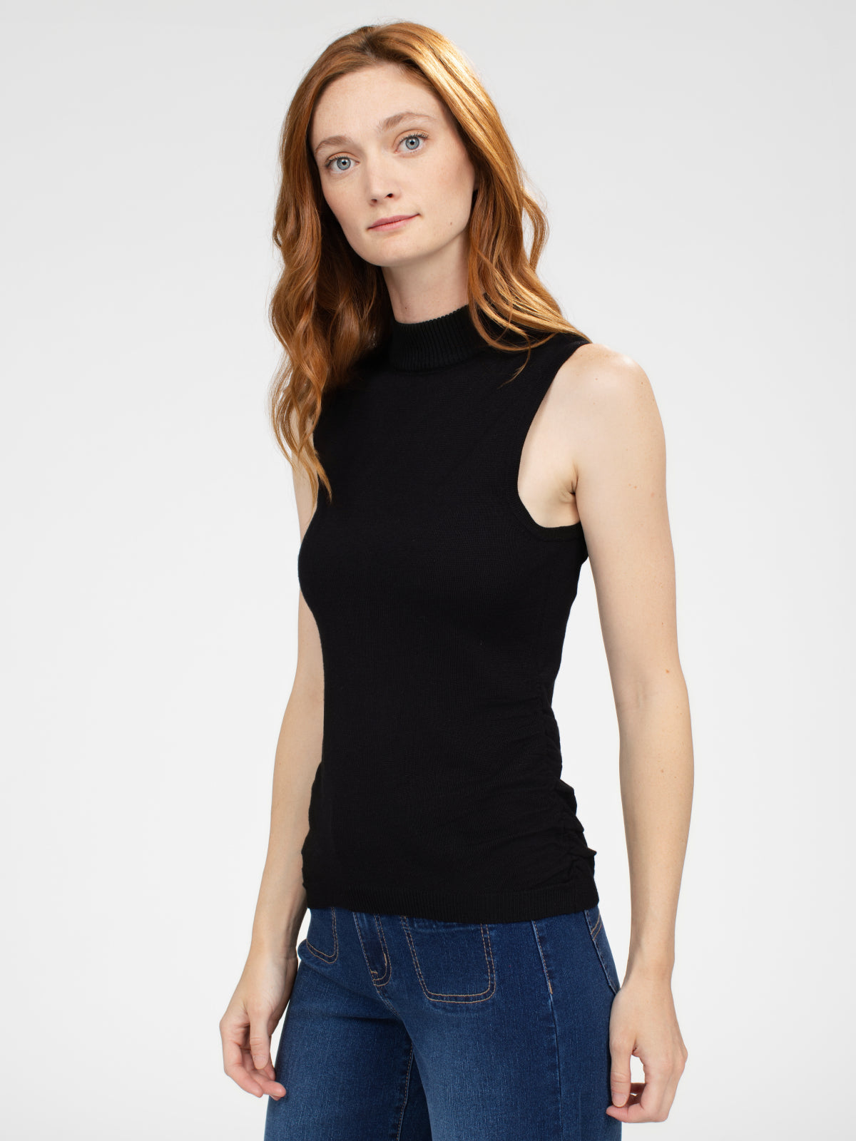 Sleeveless fitted pullover sweater