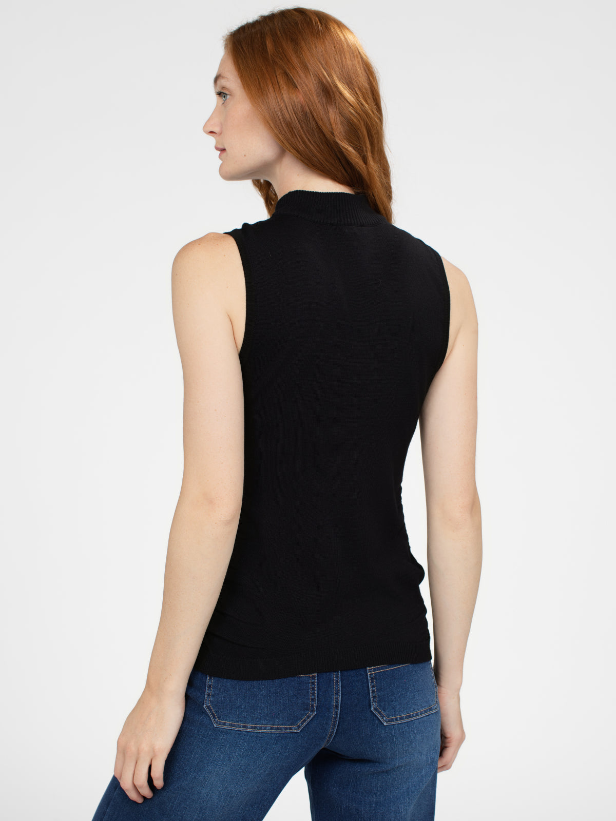 Sleeveless fitted pullover sweater