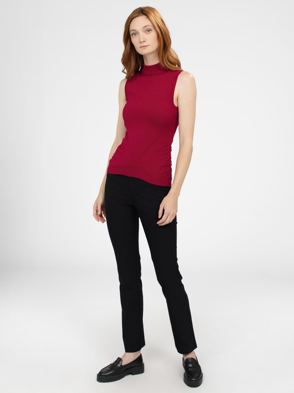 Sleeveless fitted pullover sweater