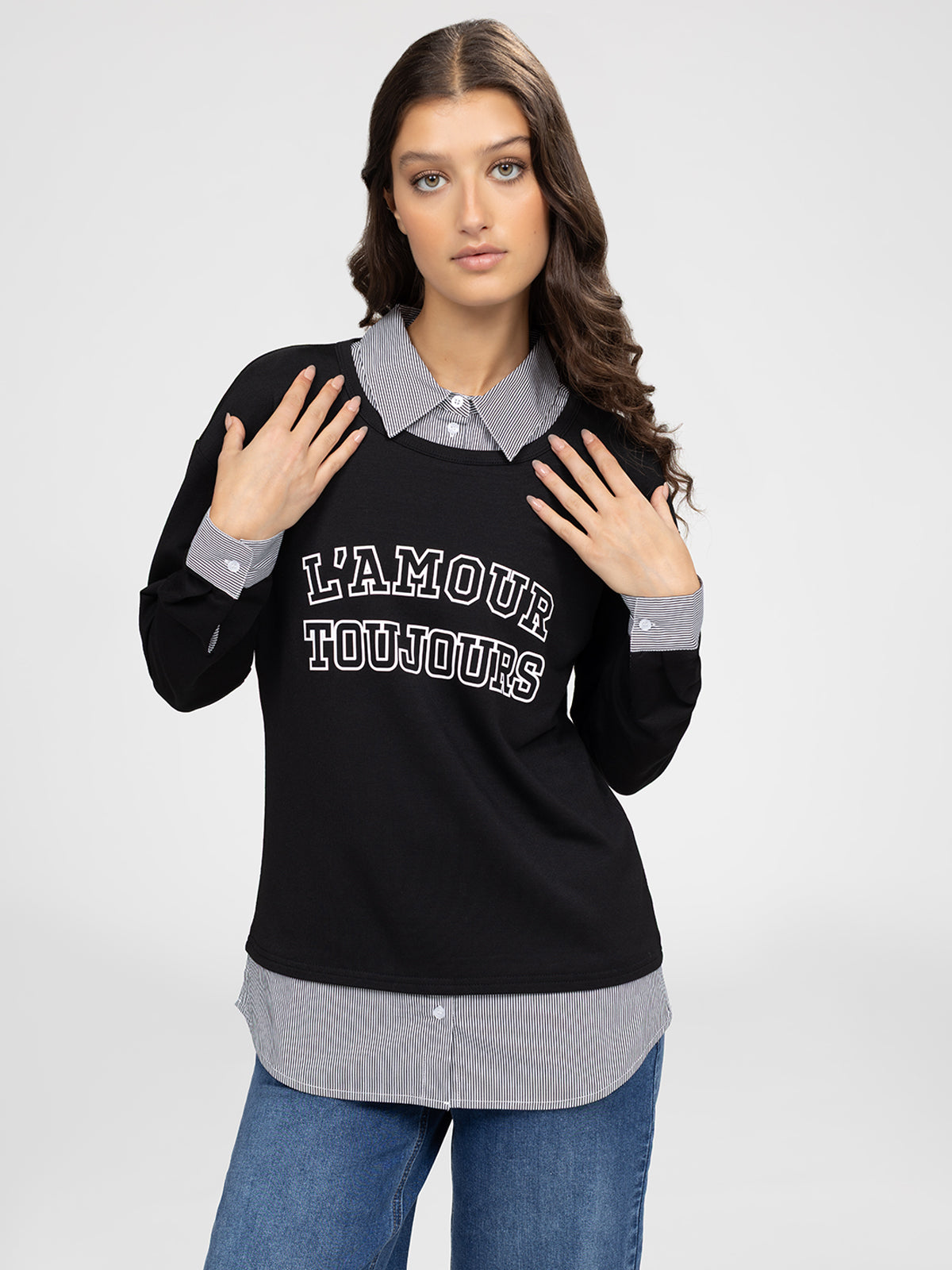 Long-sleeve semi-fitted t-shirt
