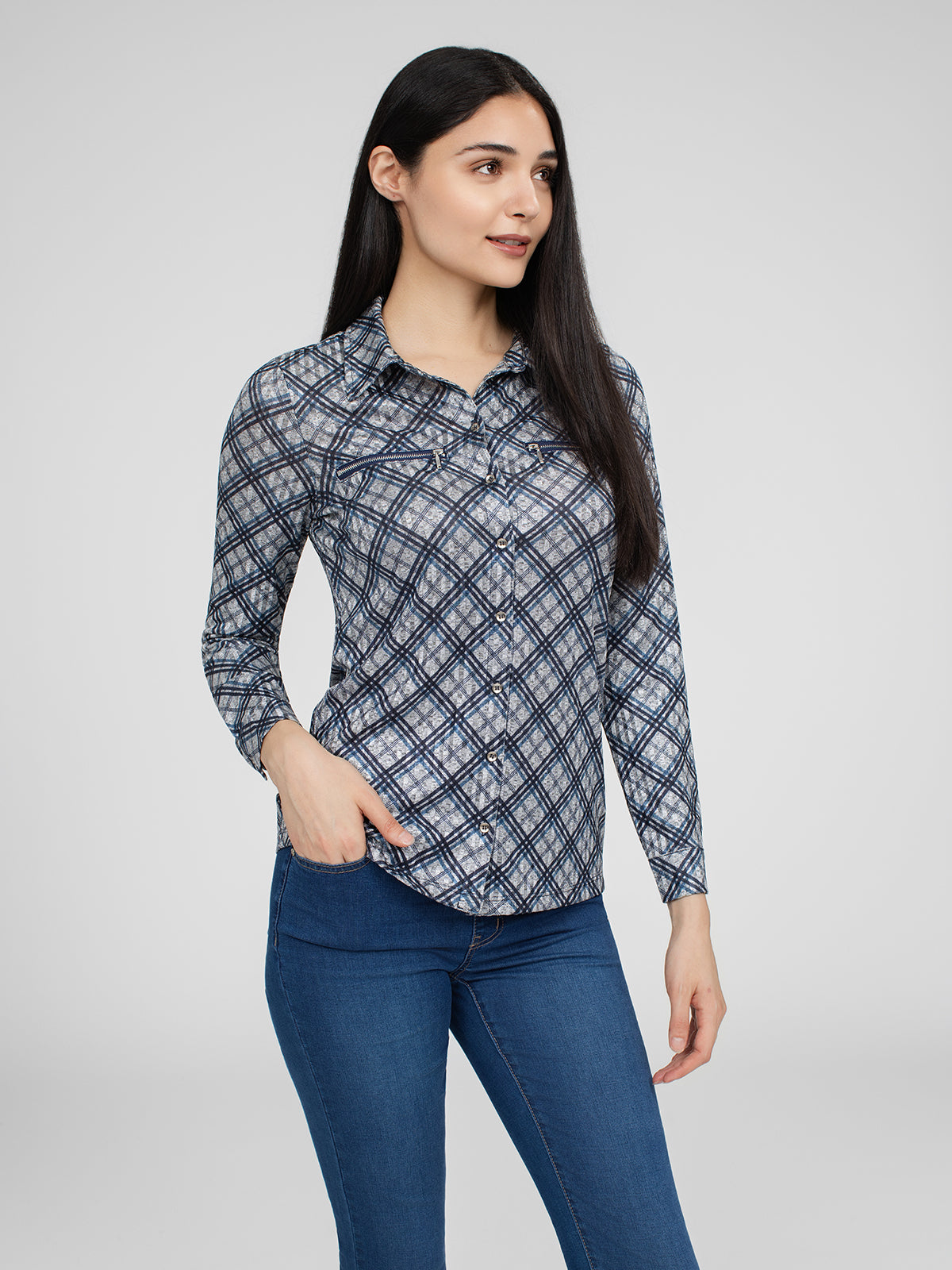 Blouse à manches longues avec boutons
