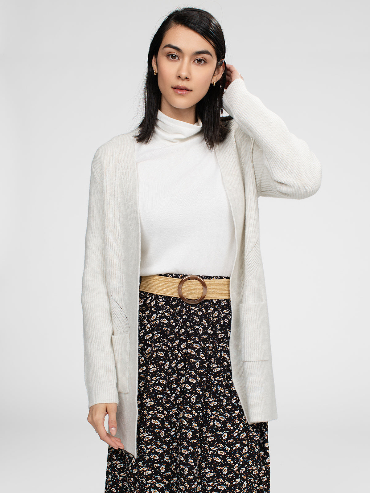 Long-sleeve semi-fitted open knit cardigan