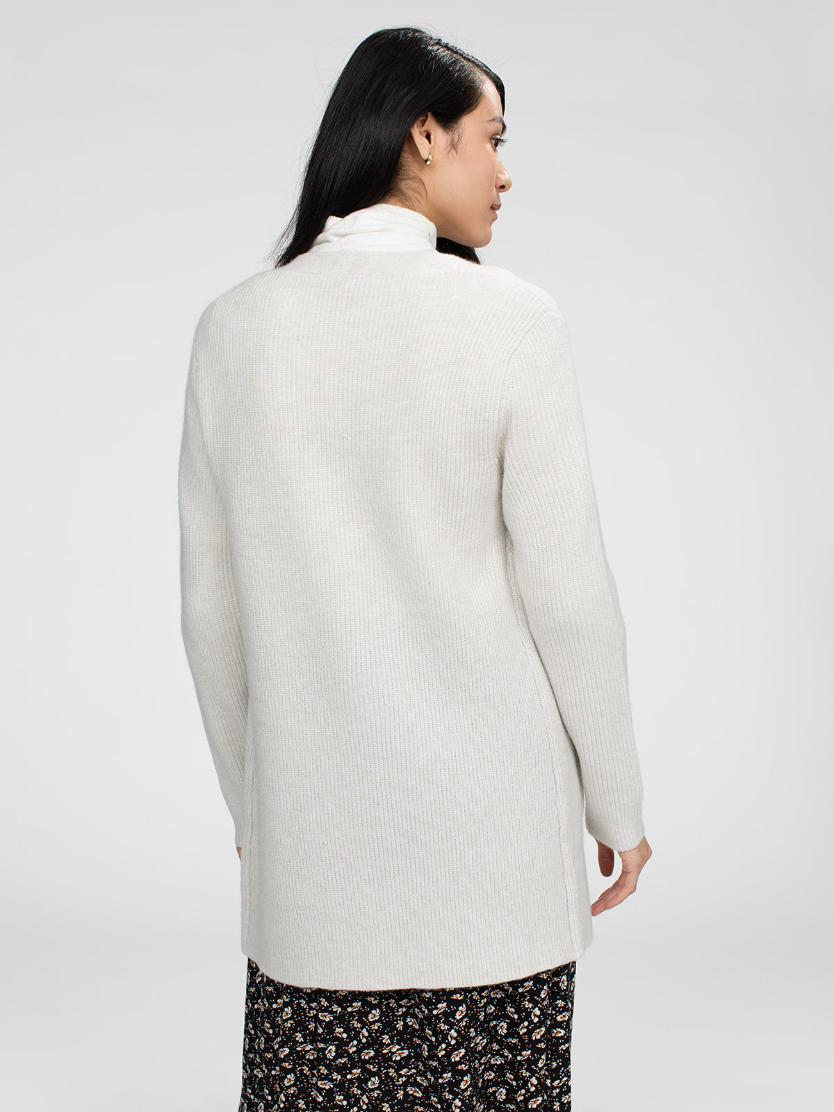 Cardigan en tricot ouvert semi-ajusté à manches longues