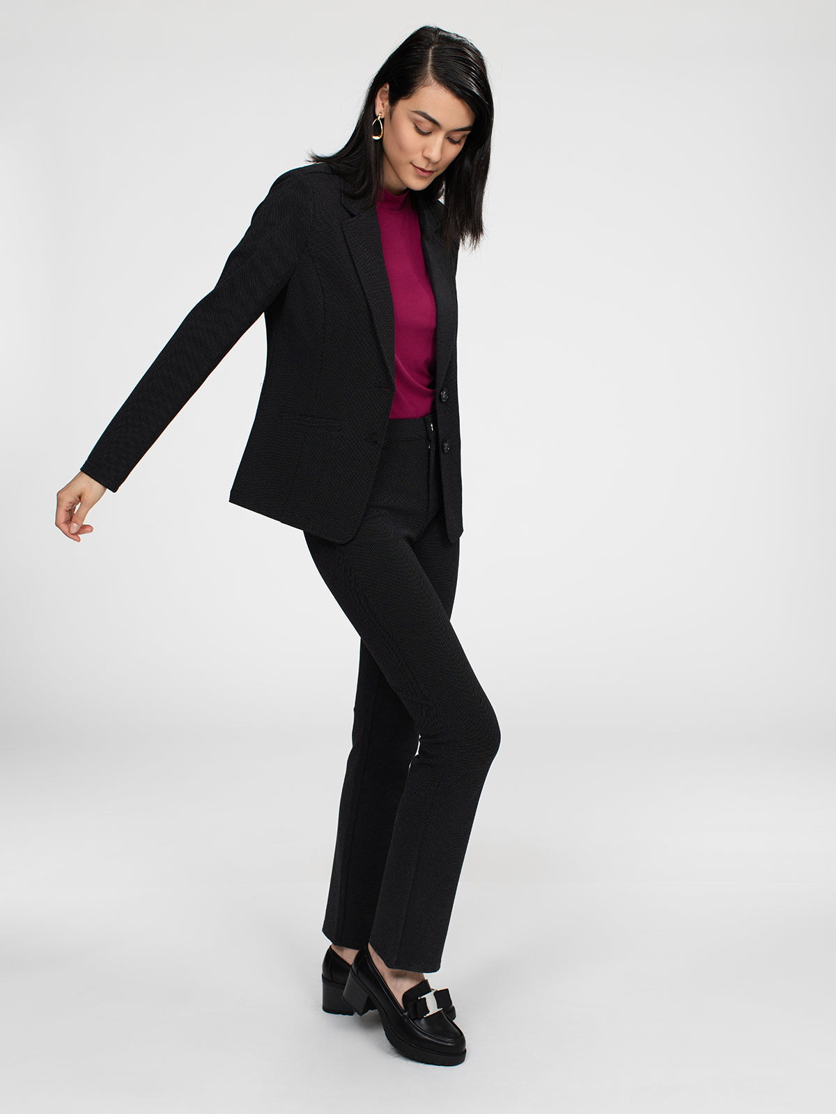 Semi-fitted blazer