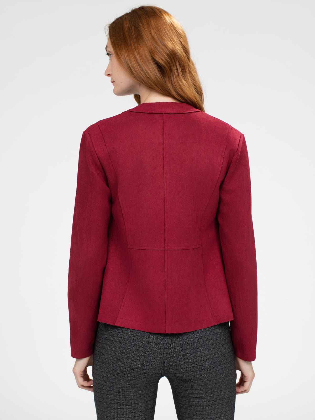Long-sleeve knit semi-fitted vest