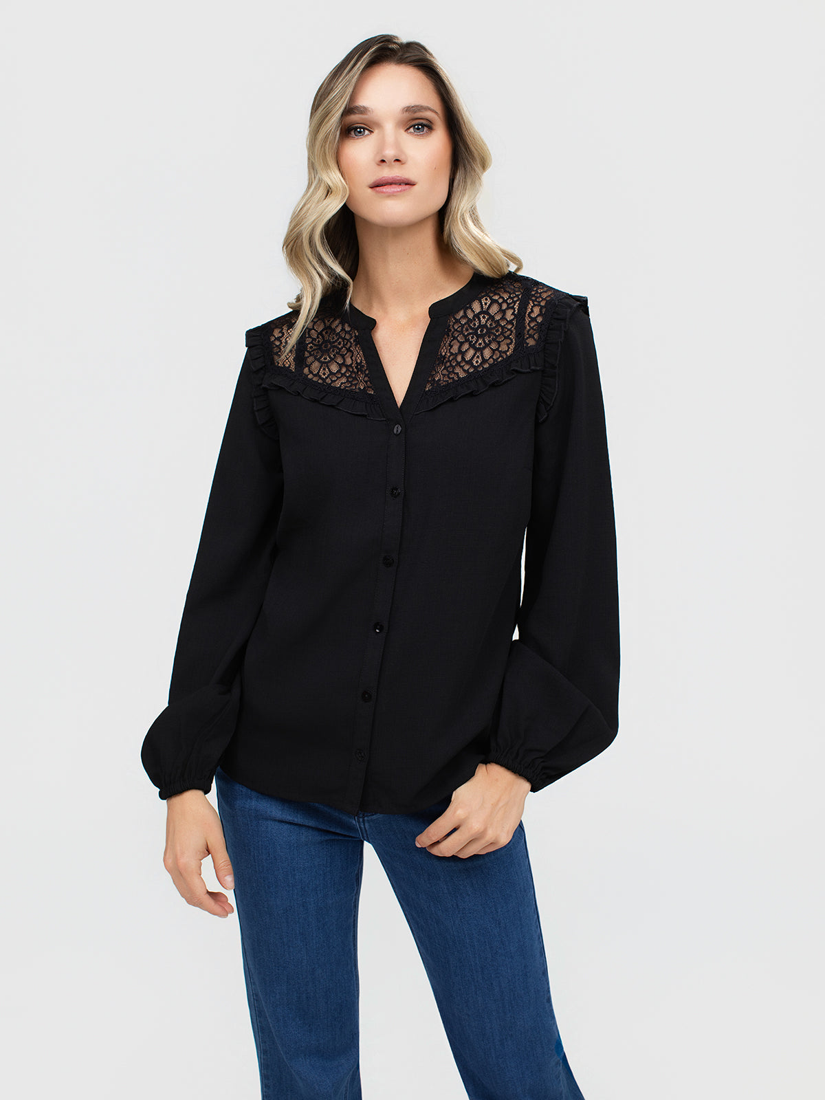 Blouse à manches longues avec boutons