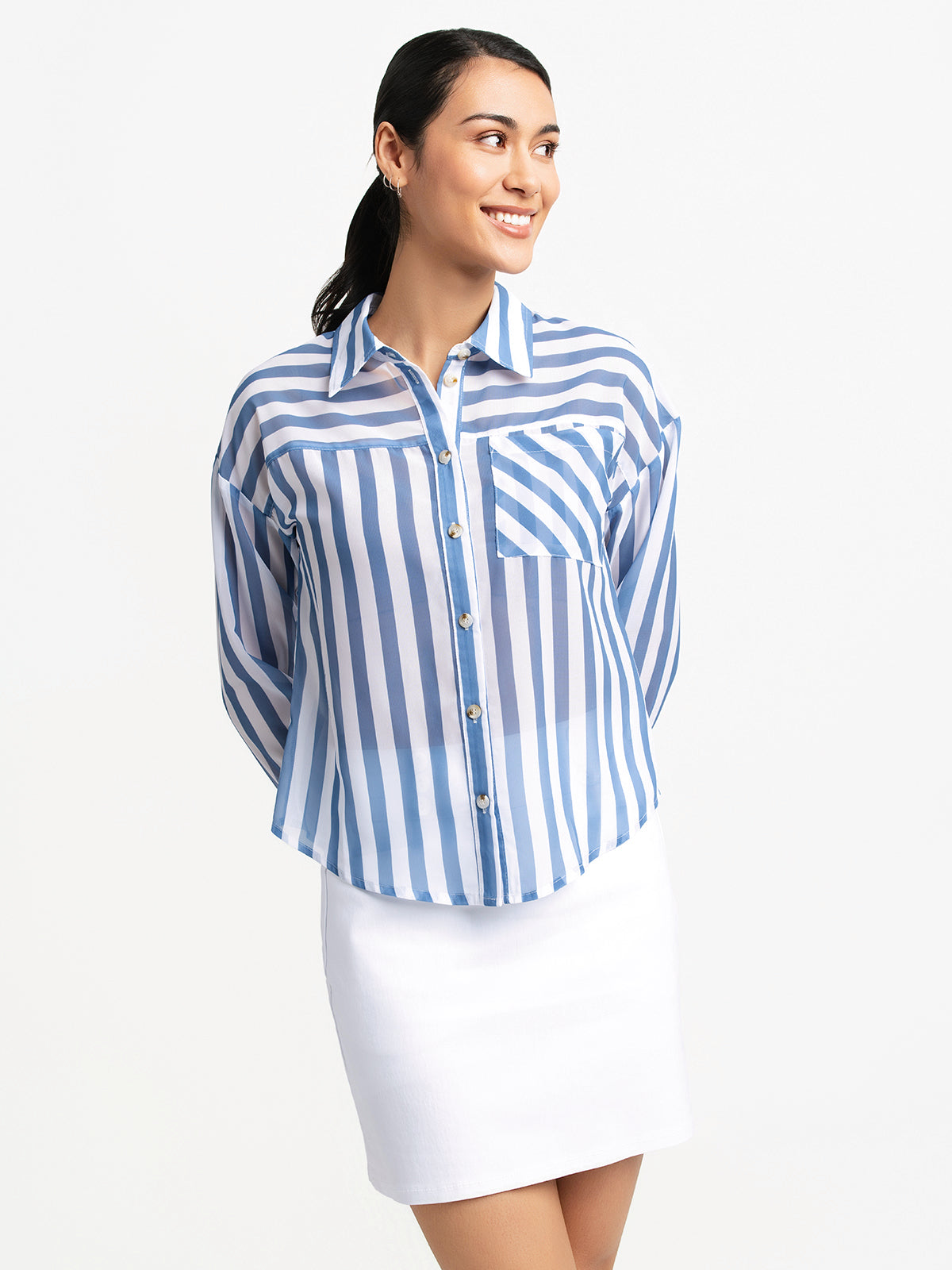 Long-sleeve loose blouse with buttons