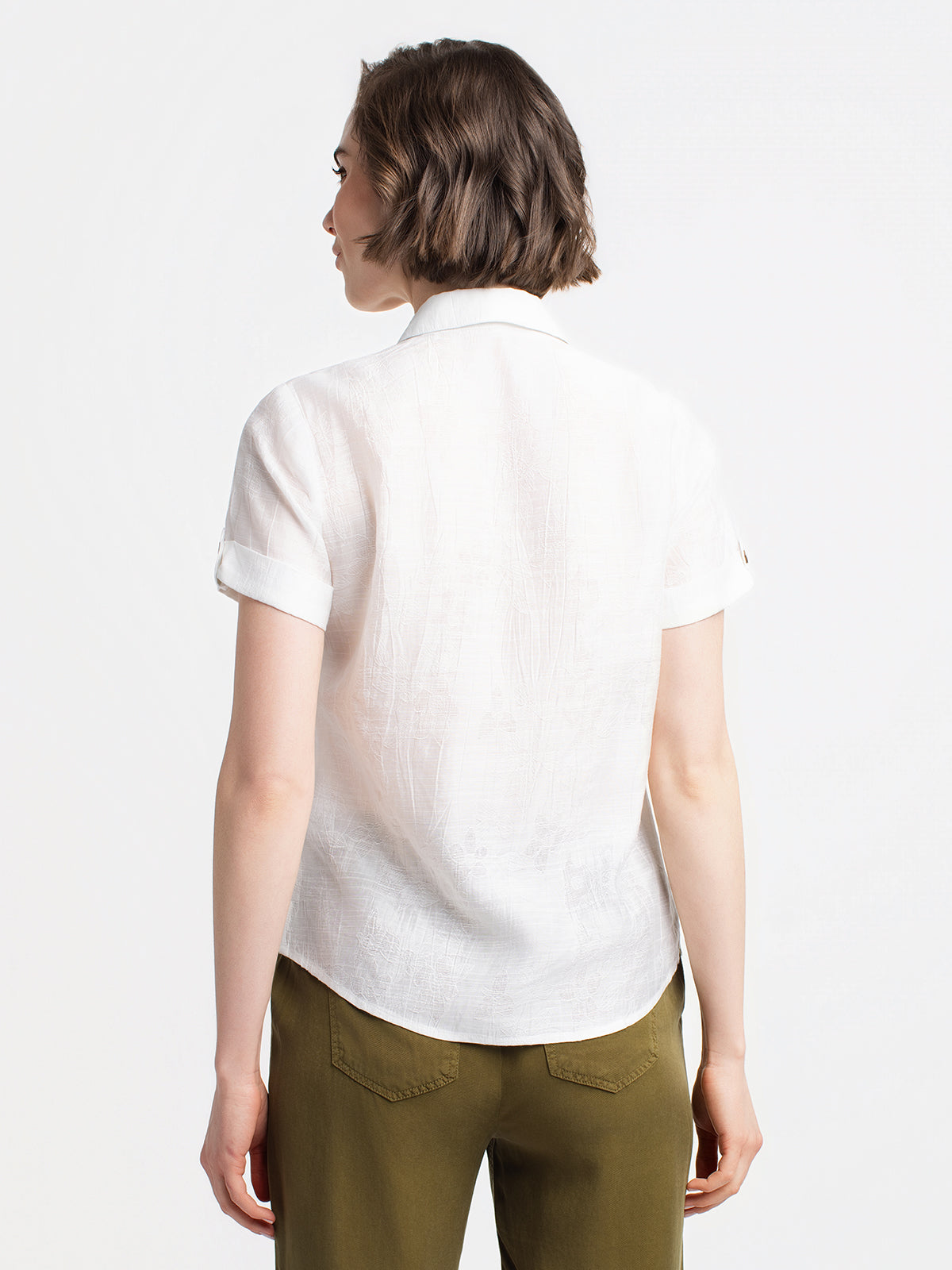 Blouse à manches courtes avec boutons