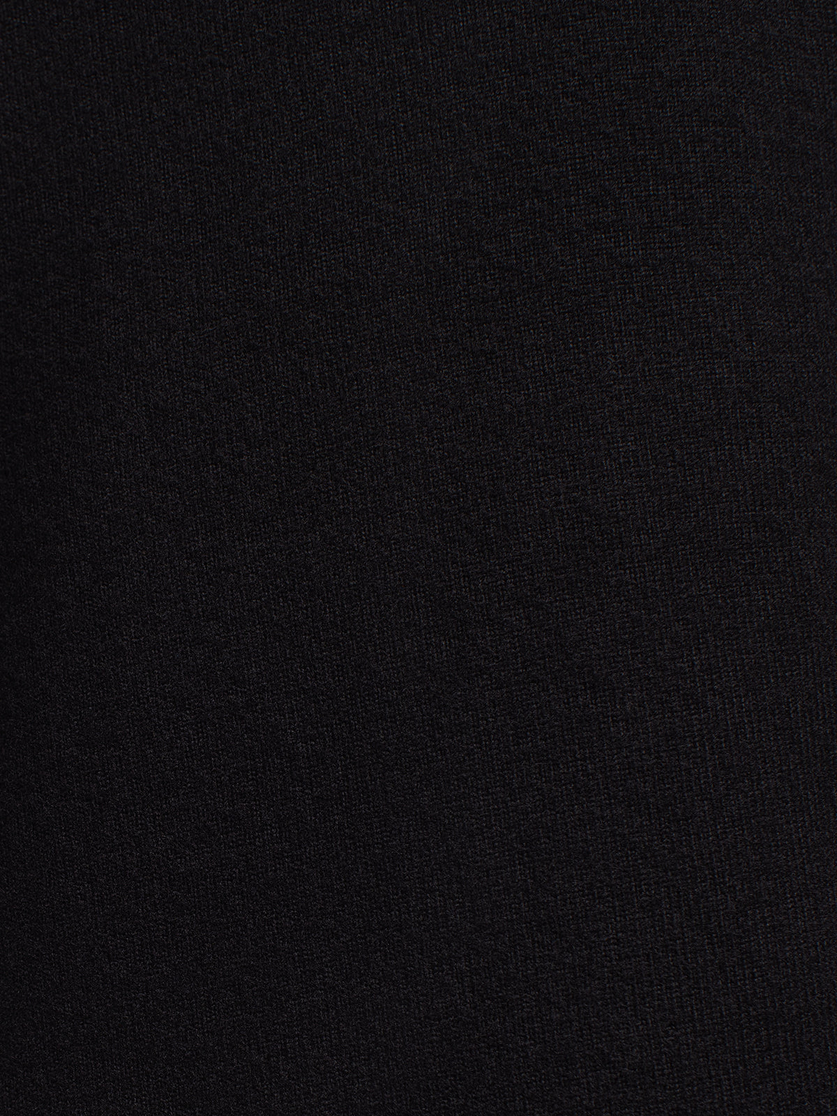 598765707130-04.jpg