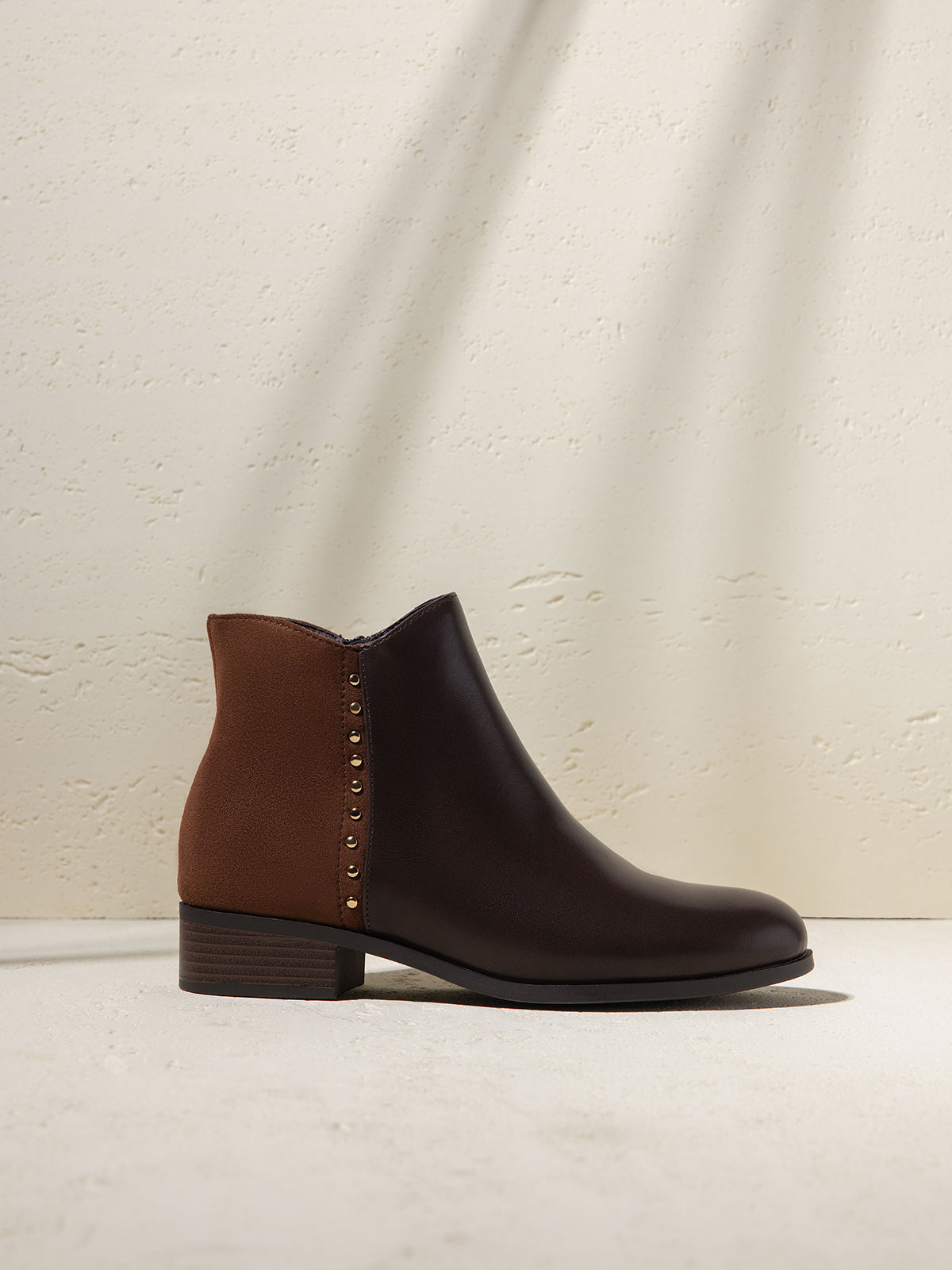 Heeled boots