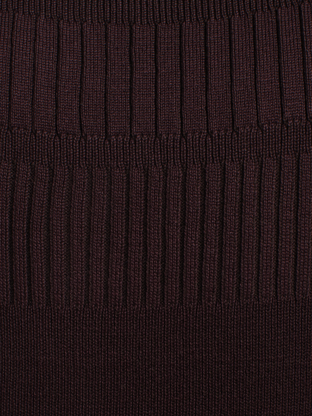 598765740618-04.jpg