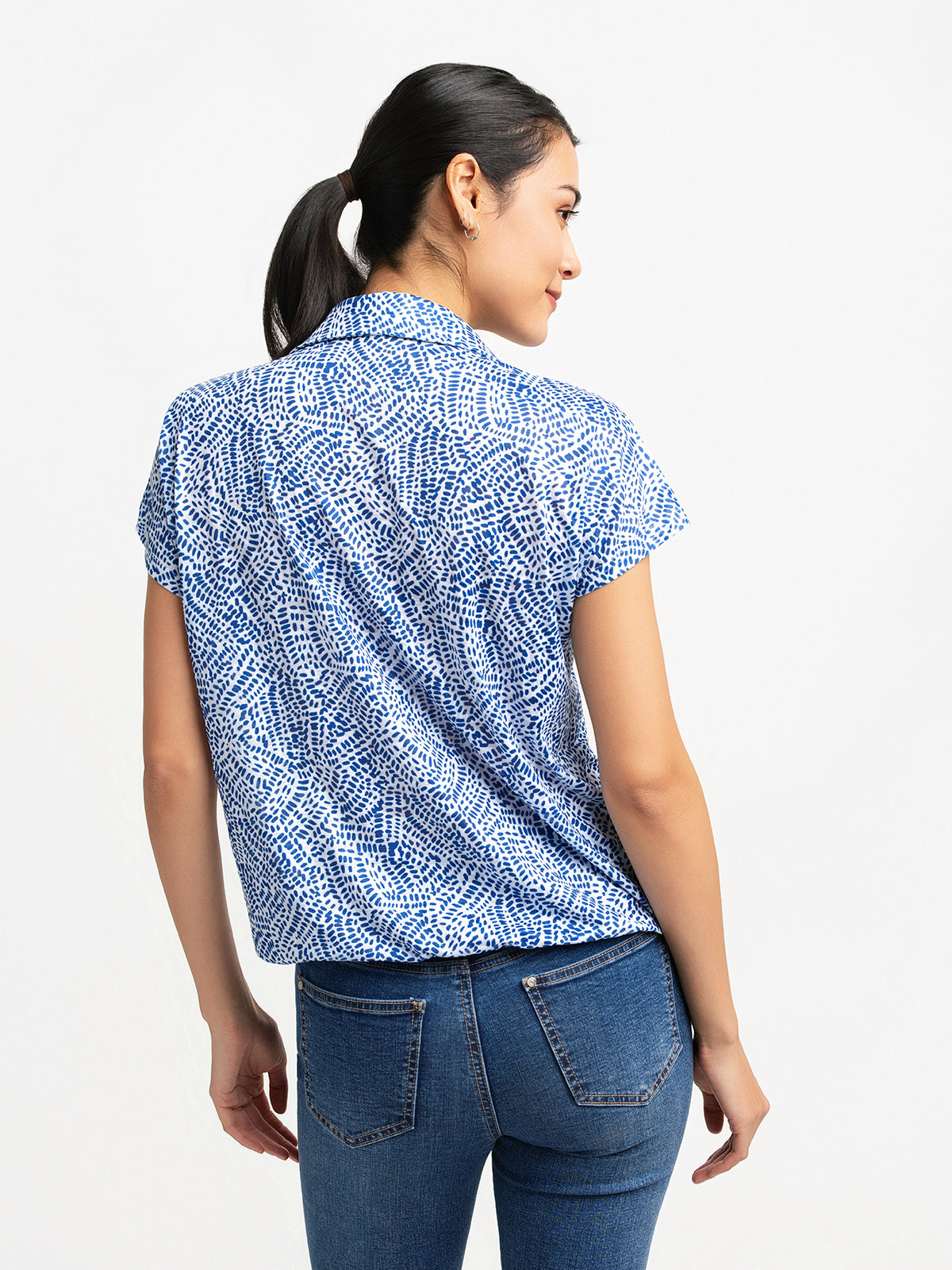 Blouse ample à manches courtes avec boutons