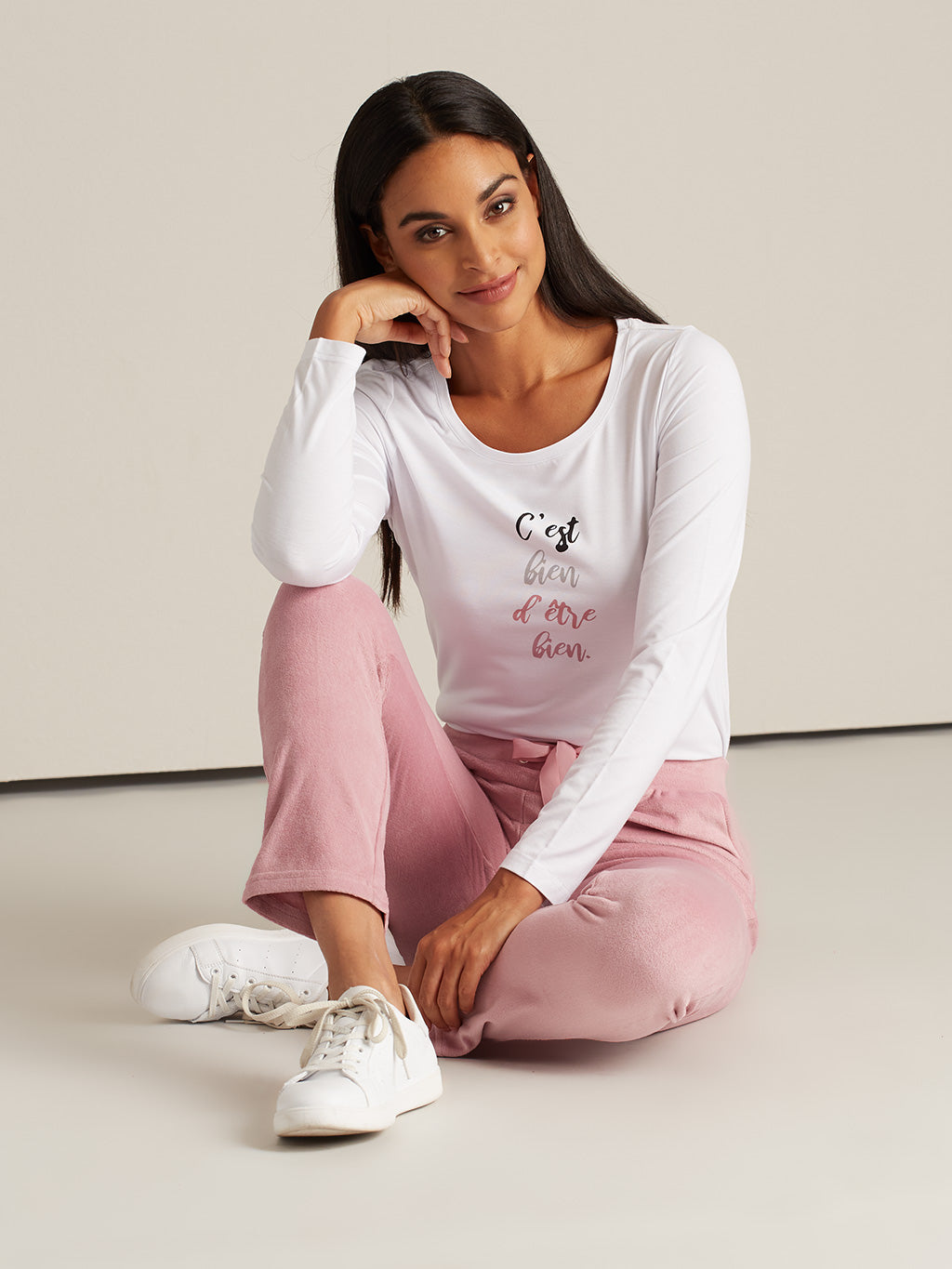 Semi-fitted lounge pant
