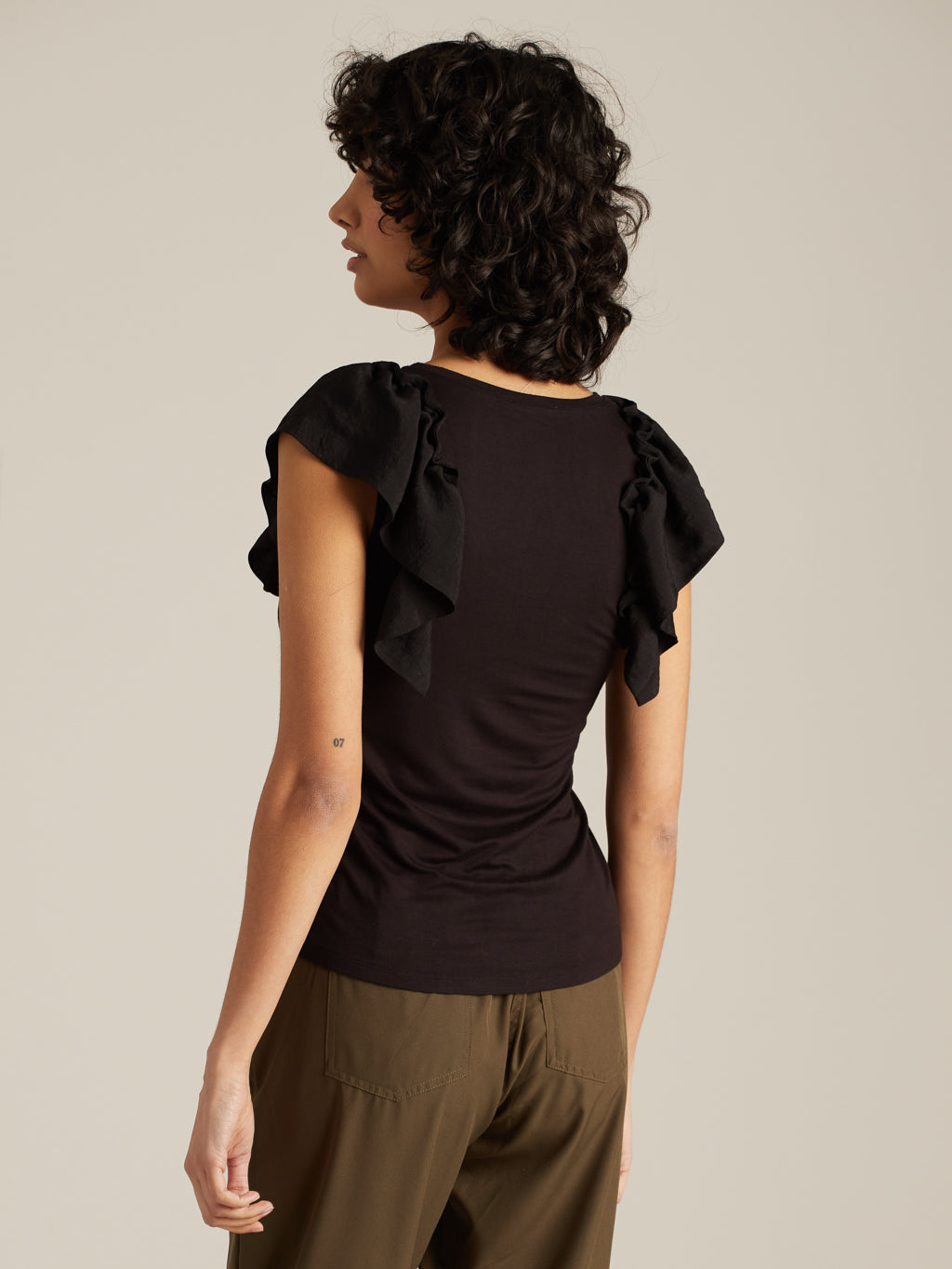 T-shirt semi-ajusté à manches courtes
