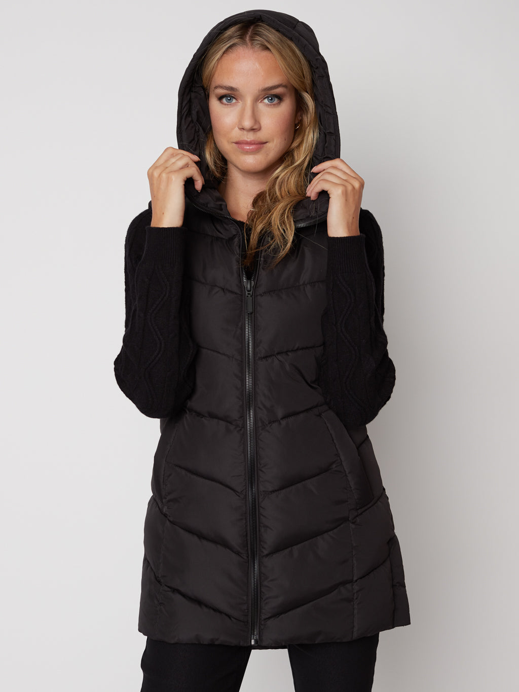 Mid thight semi-fitted coat