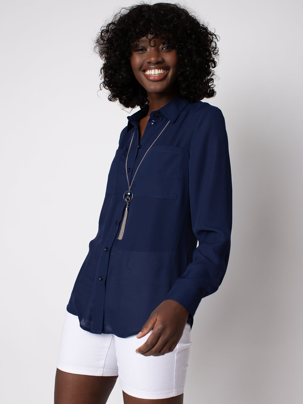 Long-sleeve semi-fitted blouse with buttons
