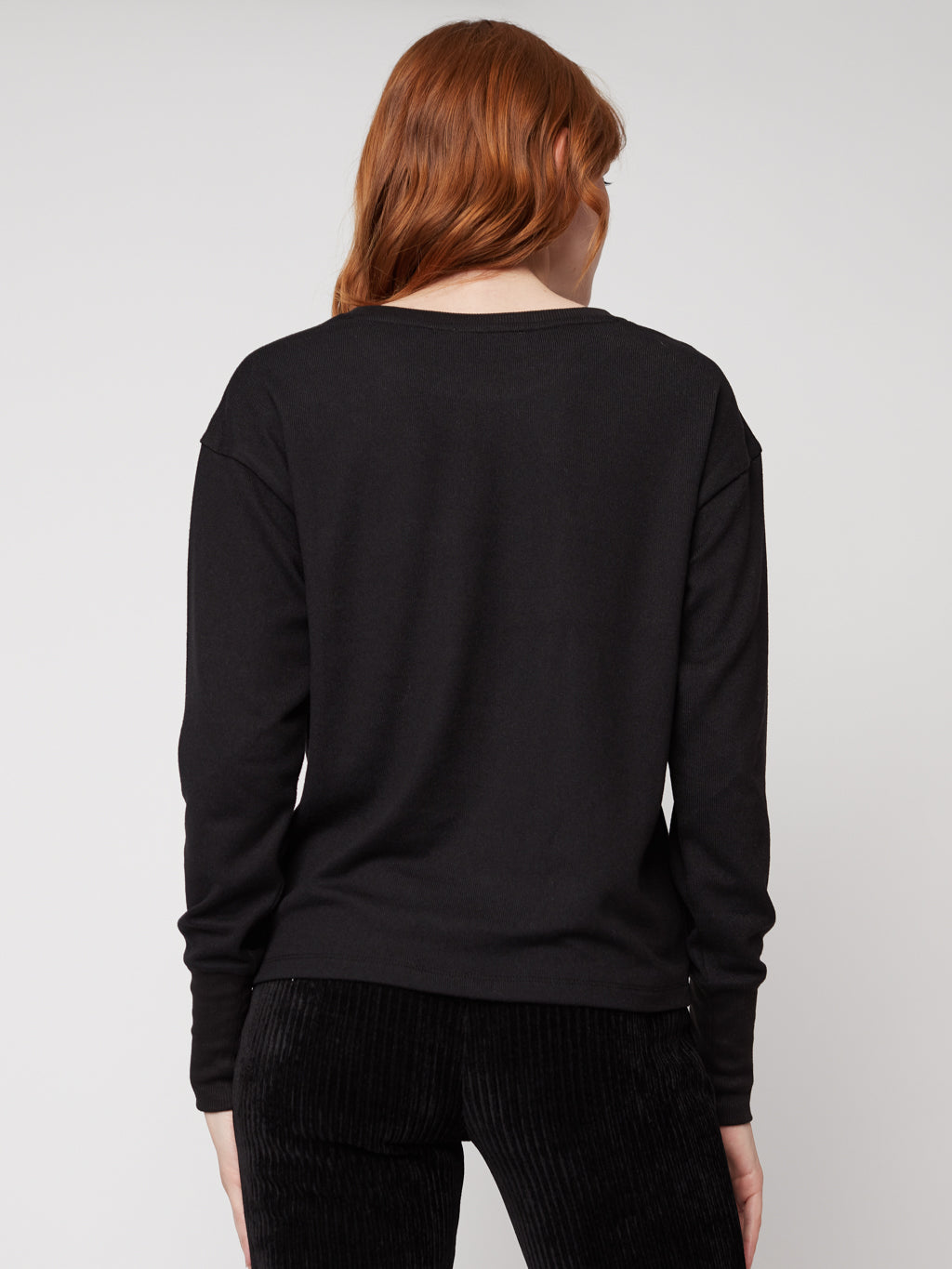 T-shirt semi-ajusté à manches longues